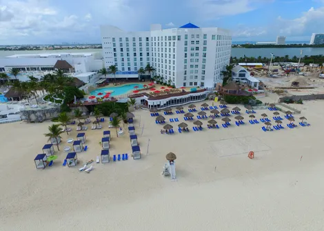 Sunset Royal Beach Resort, Mexico, Cancun, Cancun | Thomas Cook