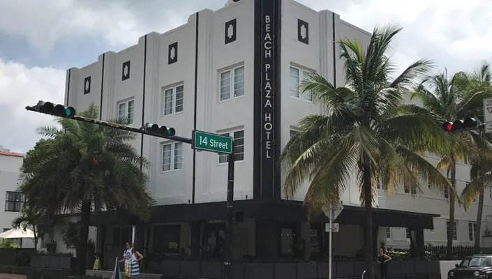 South beach plaza hotel