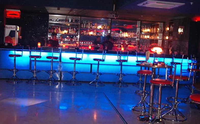 Bar