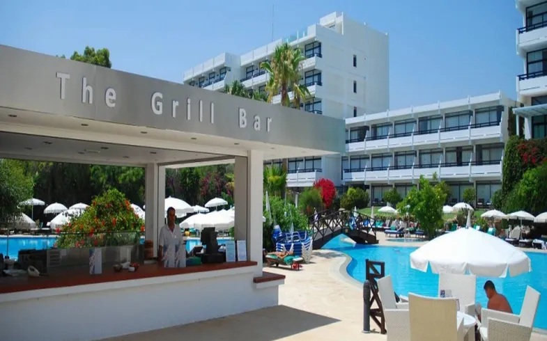 Hotel Grecian Bay***** in Ayia Napa